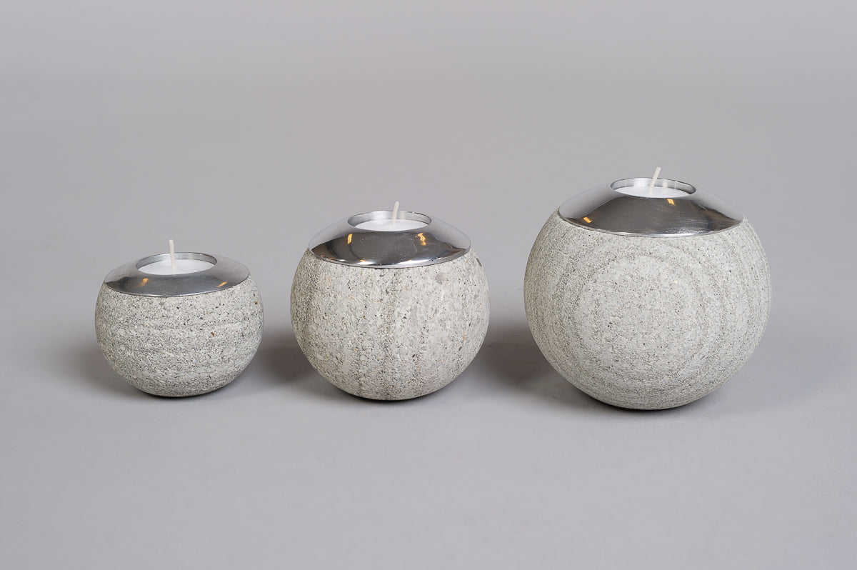 Te-lysholder i svart lava - medium