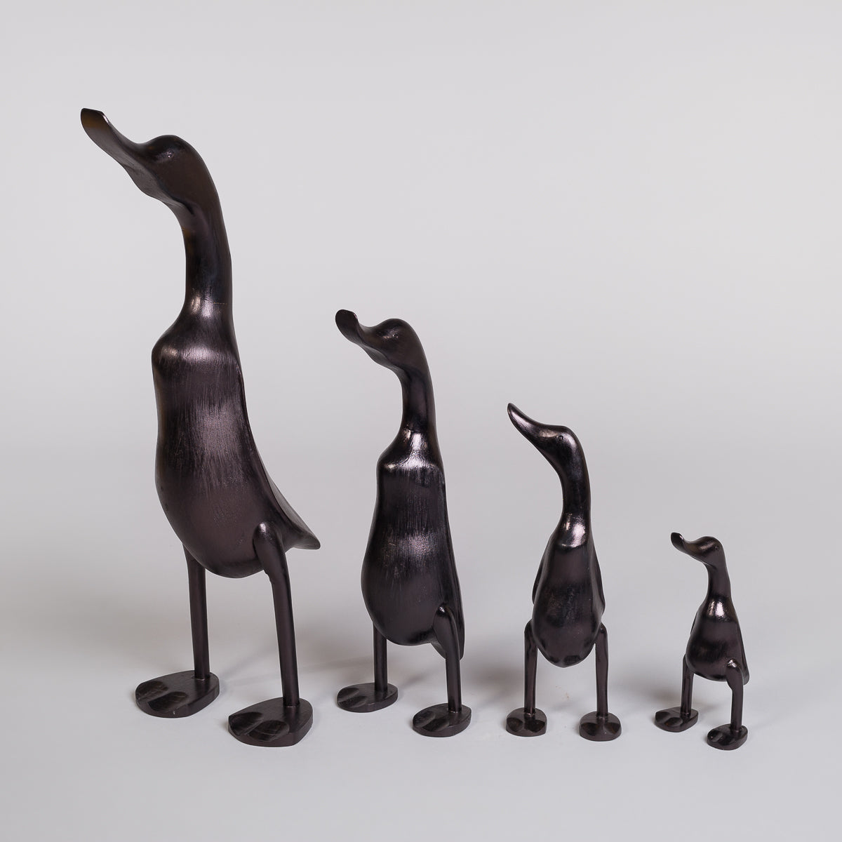 And Sort - Høyde 30 cm