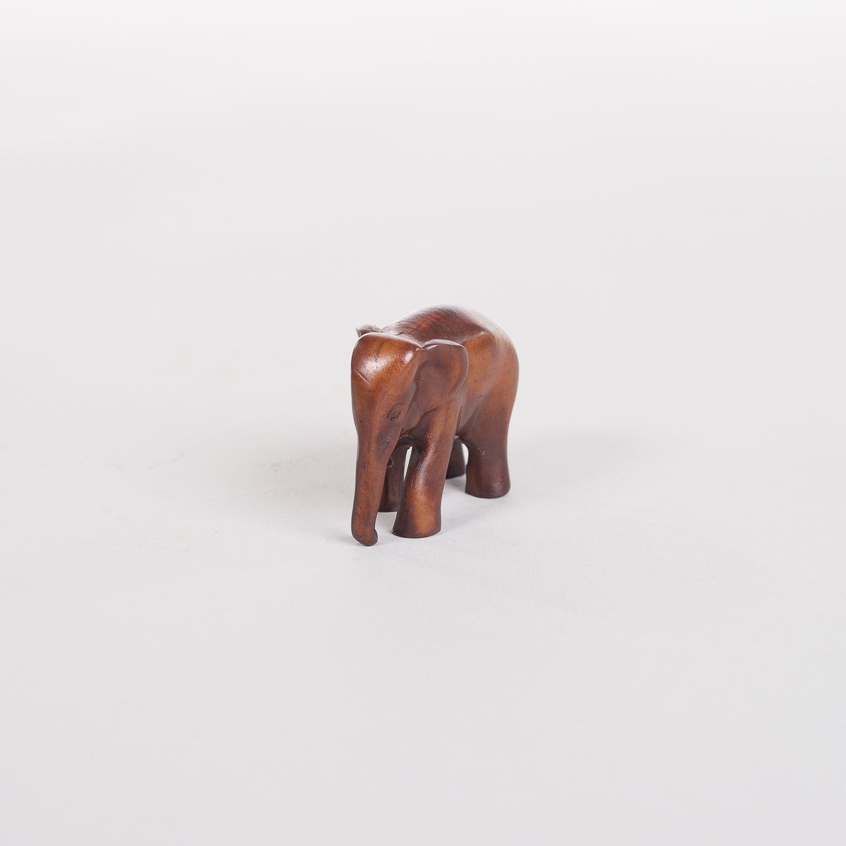 Liten elefant - brun