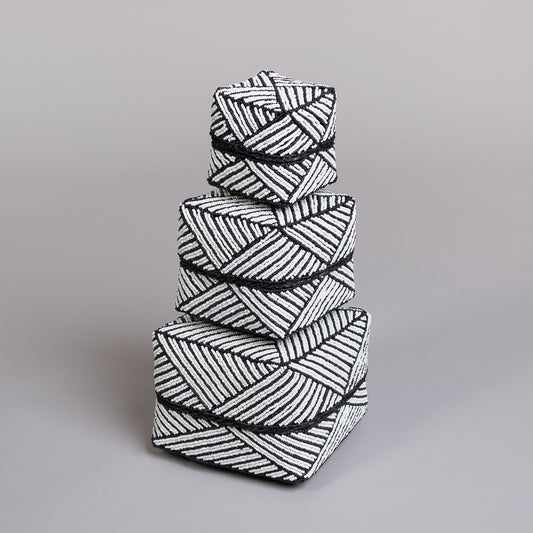 Boks Sett 3 stk med perle dekorasjon-Hvit og sort