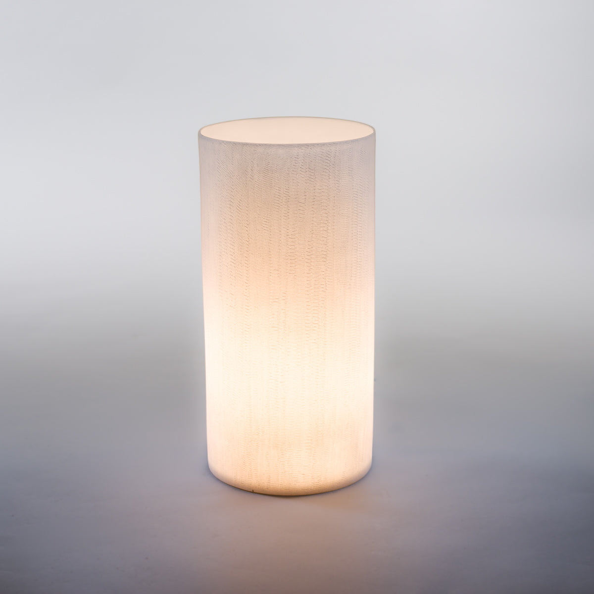 Norah lampe i sandstein - 40cm